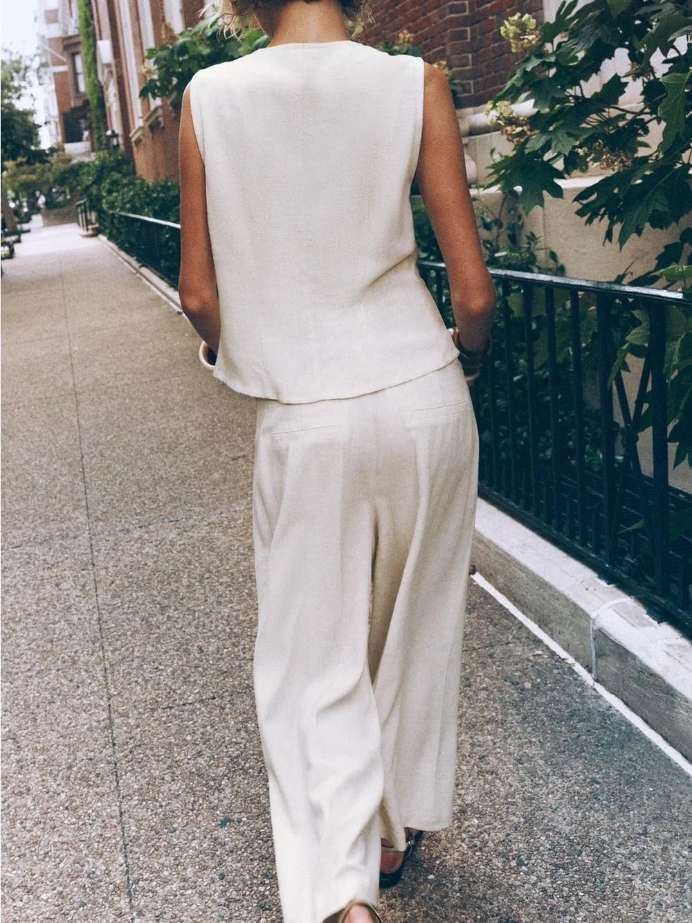 Zara NWT Cream Linen Blend Culotte Style Cropped Wide Leg Trousers (Medium)